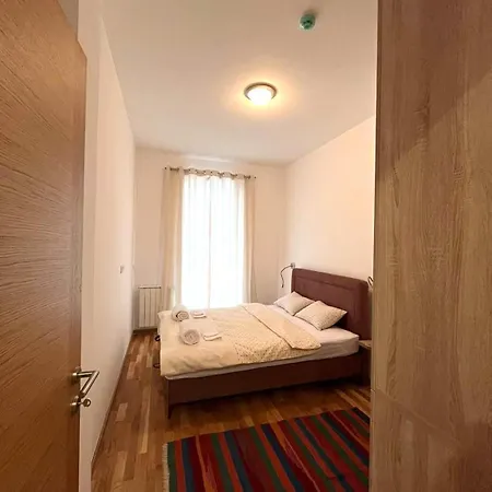 Mountain View -Ski & Mountain Retreat, Apartment 01 Prizemlje U Premium Objektu アパート ヤホリナ