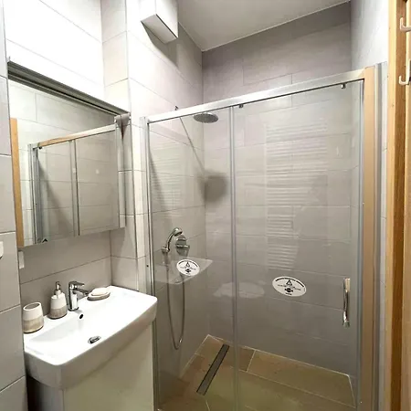 Mountain View Apartment 01 Prizemlje U Premium Objektu * Jahorina